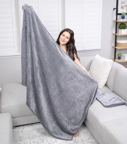 Camping Blanket Packable Soft Travel Blanket Pillow, Airplane Fleece, Luxurious Compact Design for Plane, Car, Camping, Flight Essentials & Travel Accessories in Elegant Gray big size - Image 4