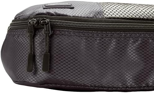 Amazon Basics Packing Cubes for Suitcases, Travel Organisers, Zipper, 4-Piece Set Bags, 2 Large and 2 Medium, Black - Image 4