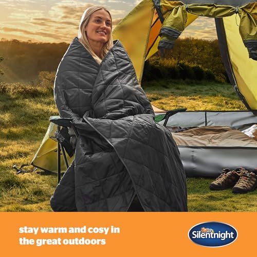 Silentnight Camping Collection Quilted Travel Blanket - Cosy Soft Fleece Keep You Warm Outdoor - Water & Wind Proof for Hiking Campfire Car or Garden - Lightweight Compact Machine Washable, 145x200cm - Image 2